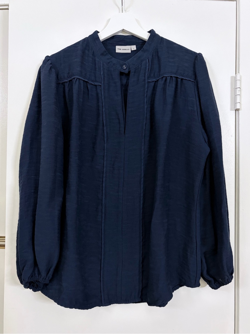 The Odells Navy Textured Peasant Top Pintuck Balloon Sleeve Boho Blouse Size L